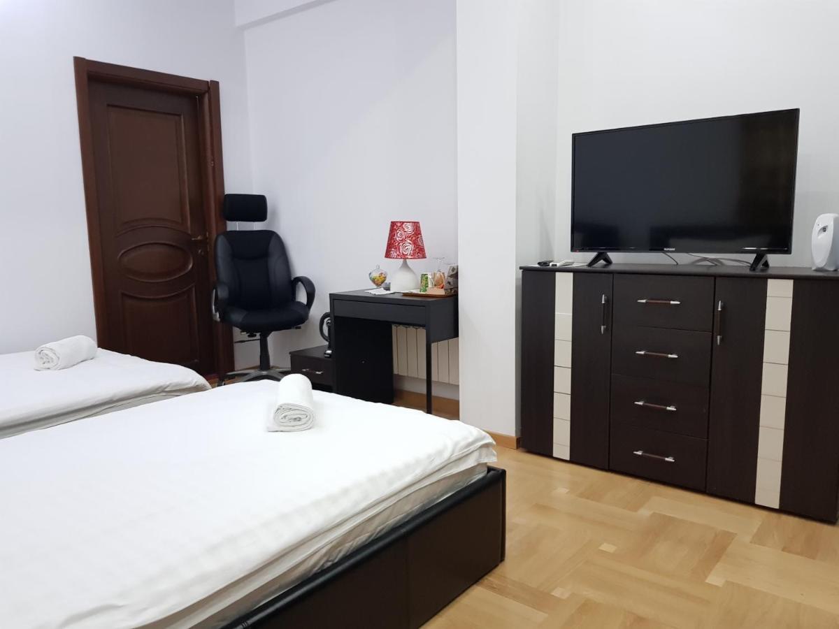 Apartament Langa Monza Lägenhet Bukarest Exteriör bild