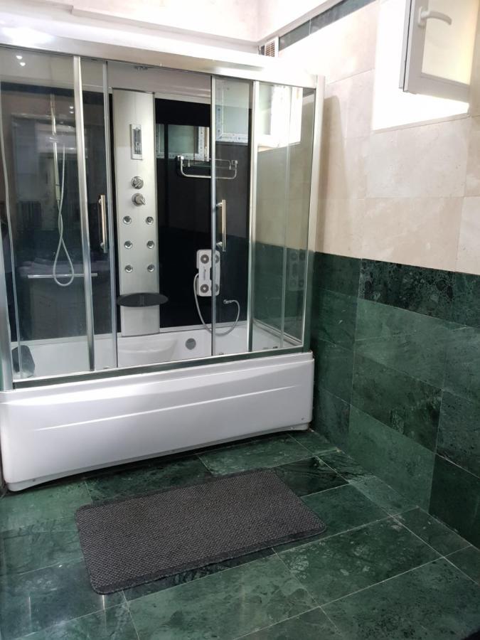 Apartament Langa Monza Lägenhet Bukarest Exteriör bild