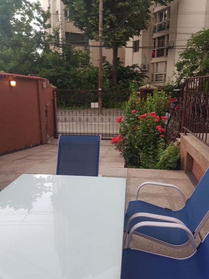 Apartament Langa Monza Lägenhet Bukarest Exteriör bild